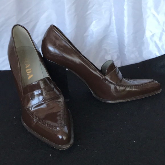 Prada Italy high heel shoes - Picture 3 of 8